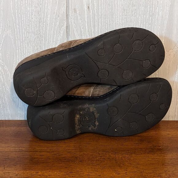 Born Women's Peggy Suede Clogs Beige EUC SZ 7.5 - Picture 5 of 7